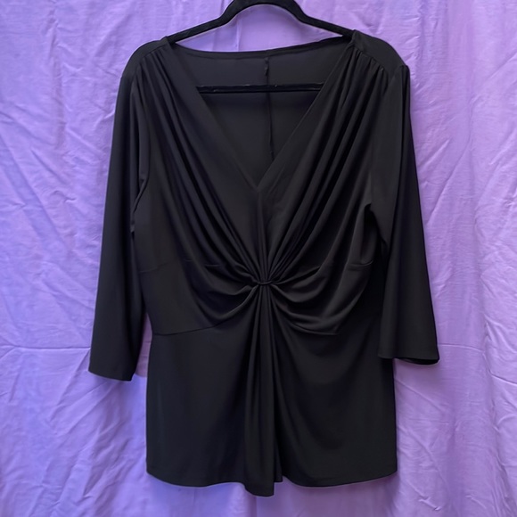 EUC Gathered Front Black V-neck Blouse with 3/4 Sleeves, Sz 2x - Picture 1 of 4